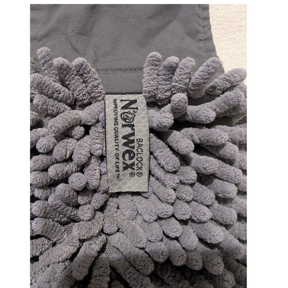 Norwex Graphite Chenille Hand Towel - Ultra-Plush BacLock Antibacterial Towel - Picture 2 of 5